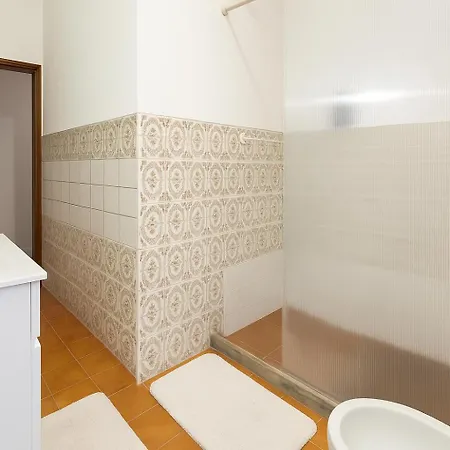 Freedom Surf House Serra d'El-Rei